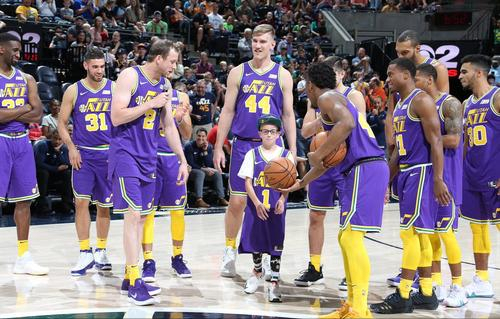  美因茨主场氛围火爆，球迷助威催生酣畅淋漓大胜